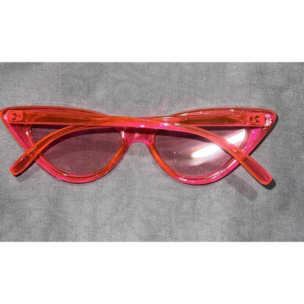 Carlotta Interna Pink Cat Eye Sunglasses With Case For Women - Picture 3 of 5